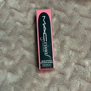 MAC Cosmetics - MACximal Sleek Satin Hydrating Lipstick